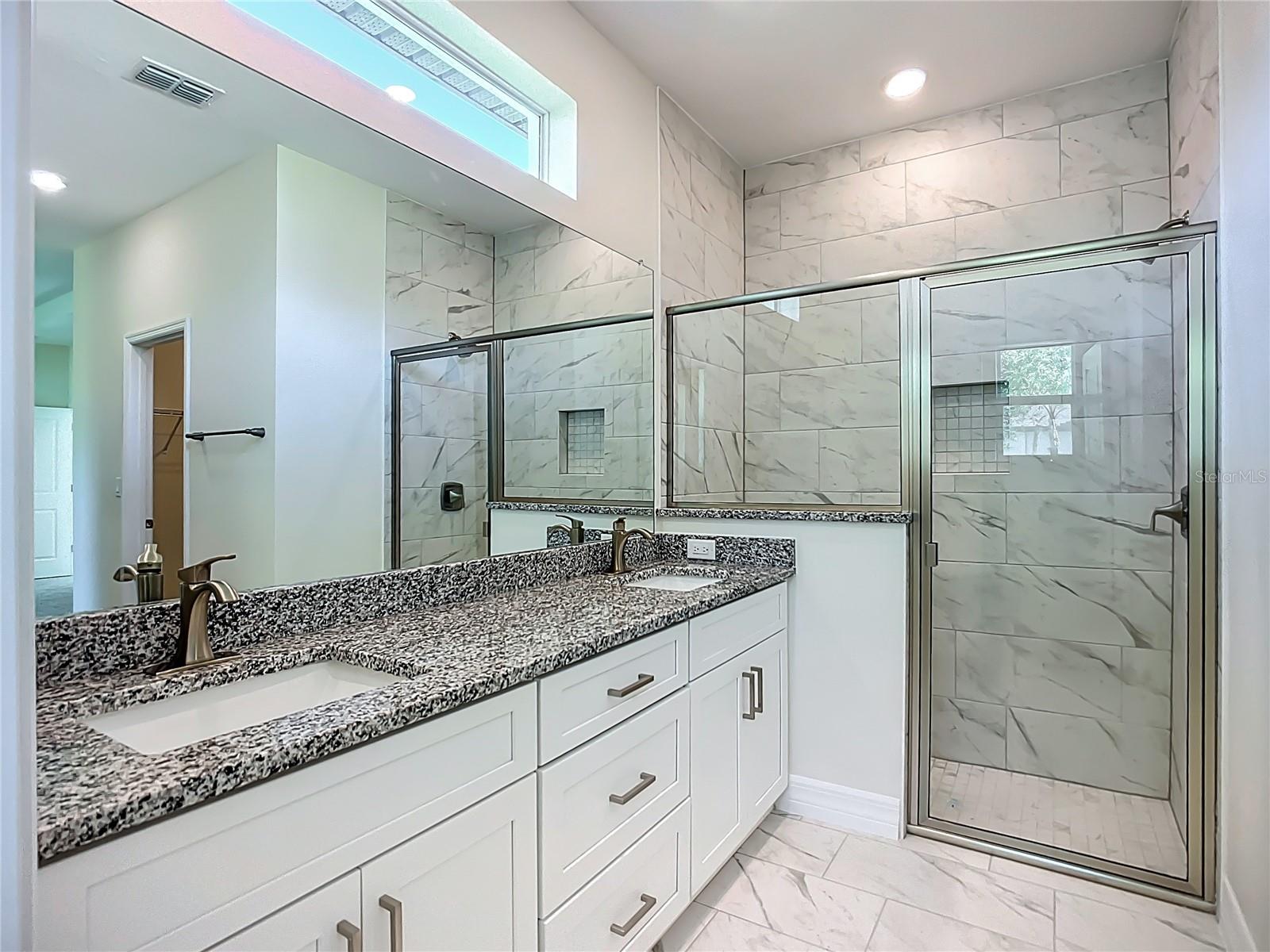 1529 GERANIUM AVE — photo 9