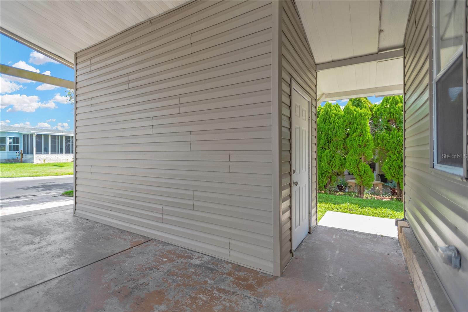 34310 LODGE DR — photo 4