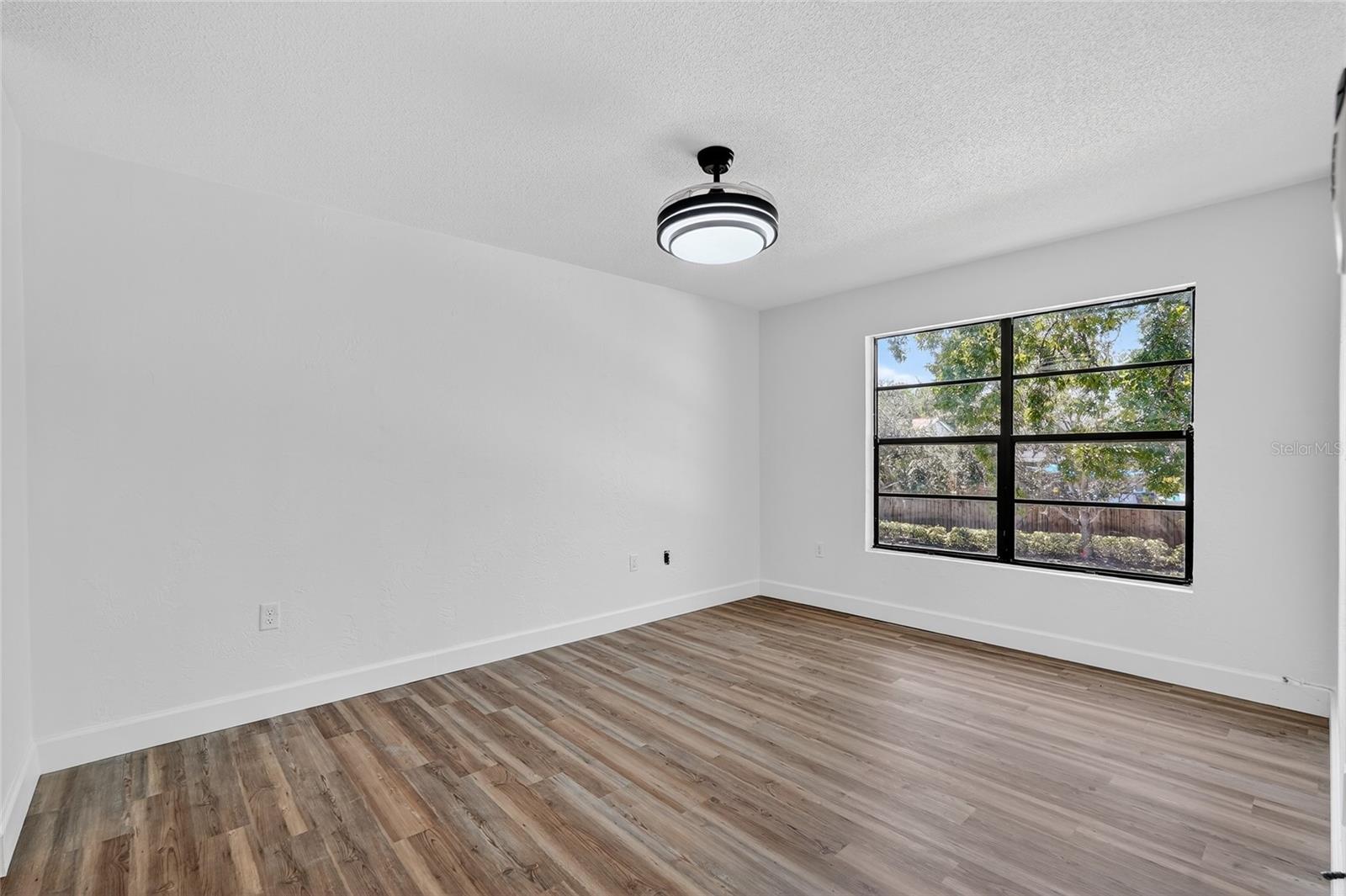 1306 LENNOX RD E #1306 — photo 10
