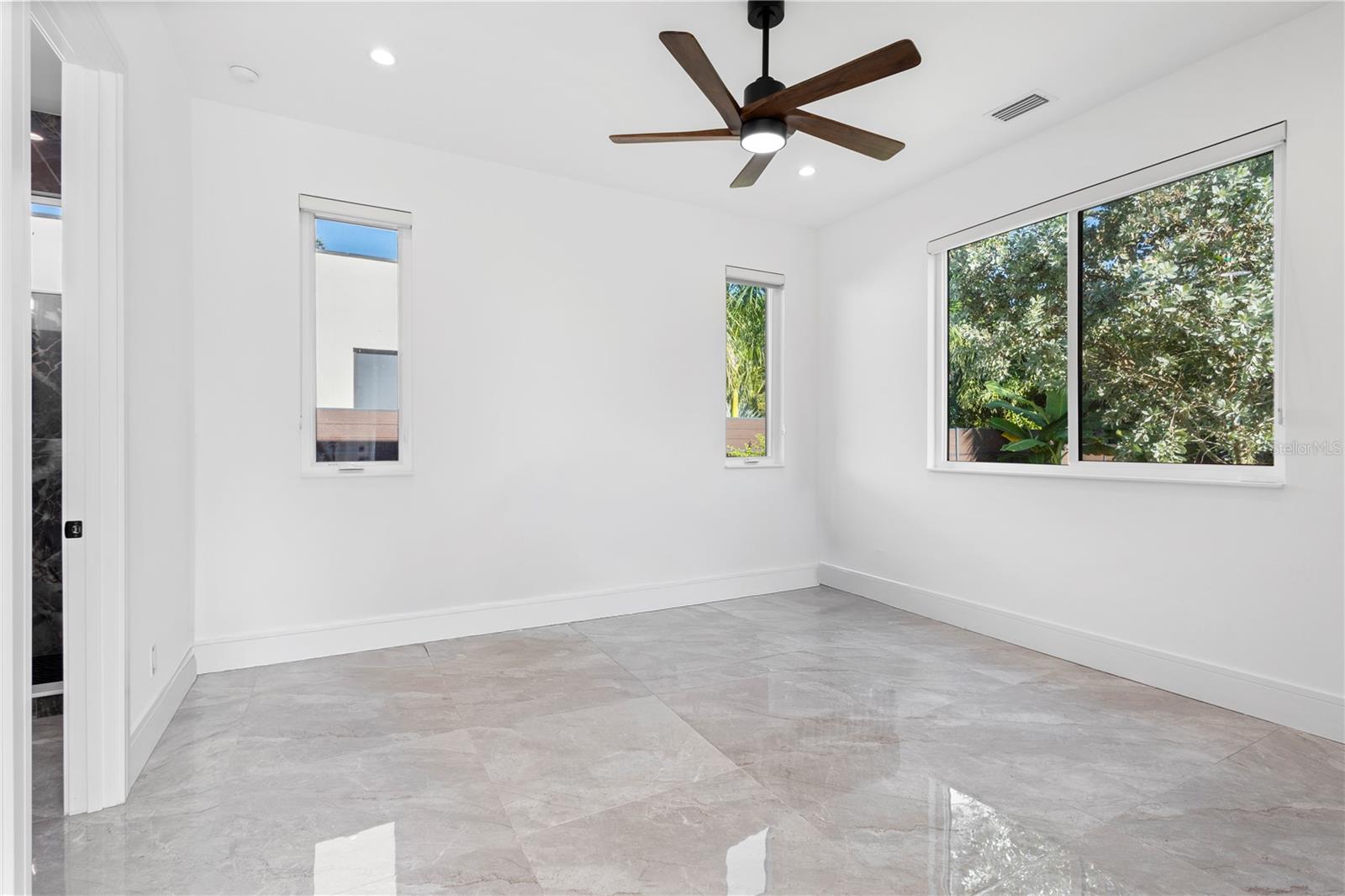 2456 MISSARA LN — photo 18