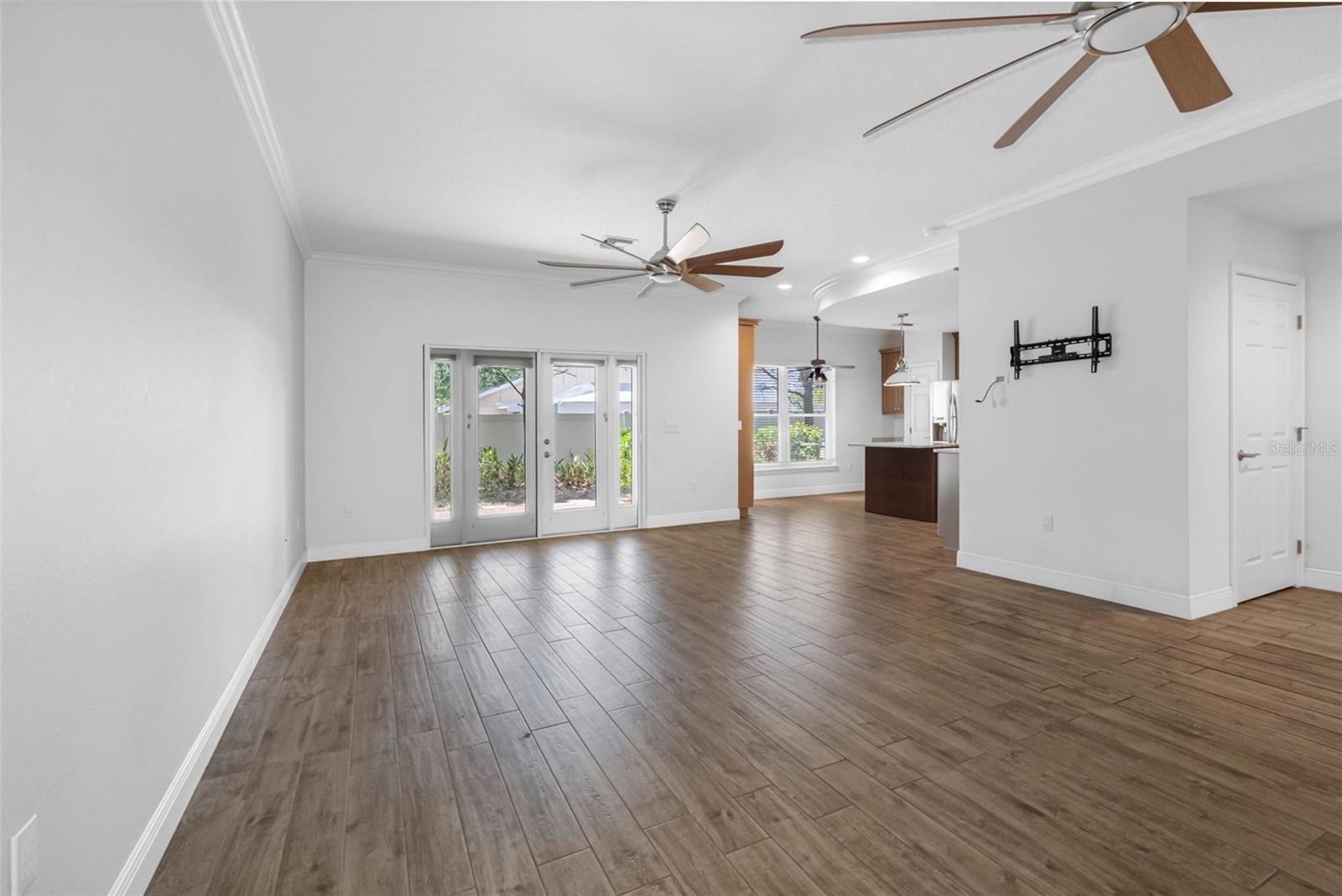 763 DATE PALM LN — photo 32