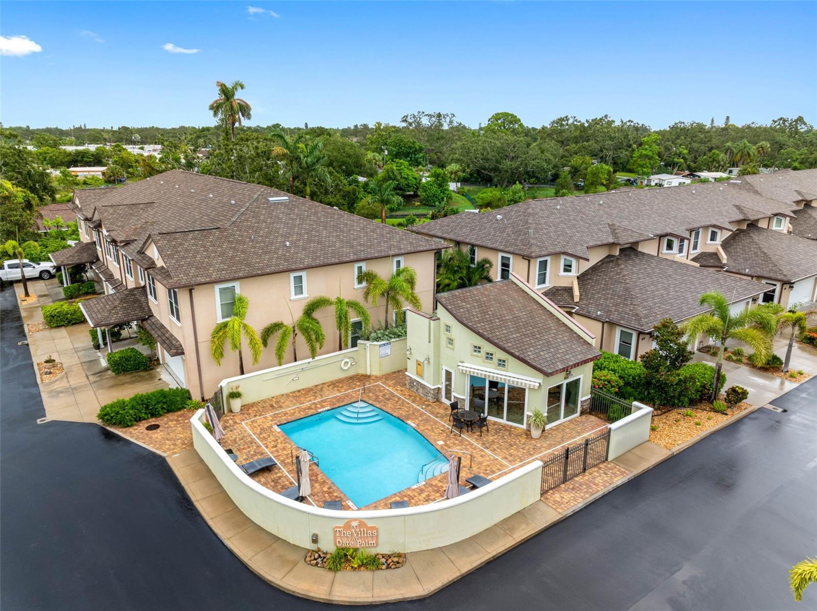 763 DATE PALM LN — photo 37