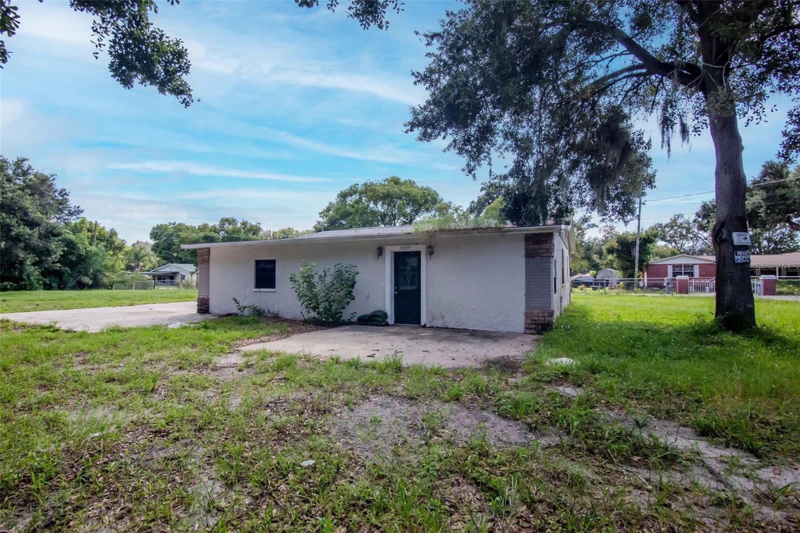 1009 MERCER LOOP — photo 3