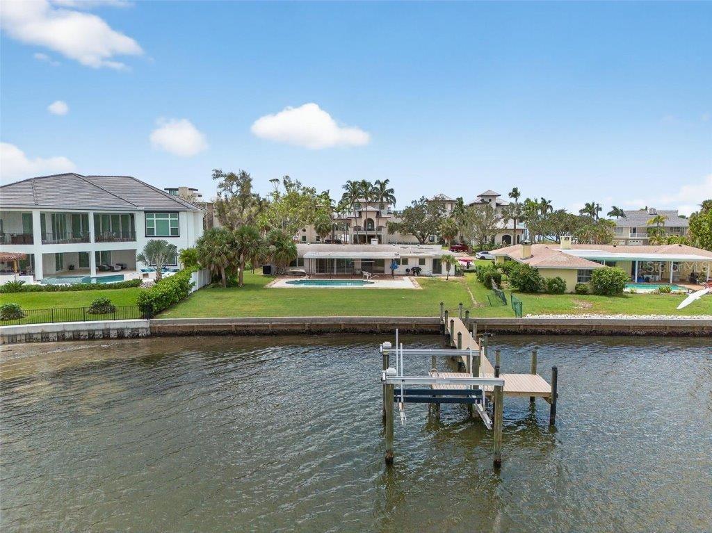 377 S SHORE DR — photo 22