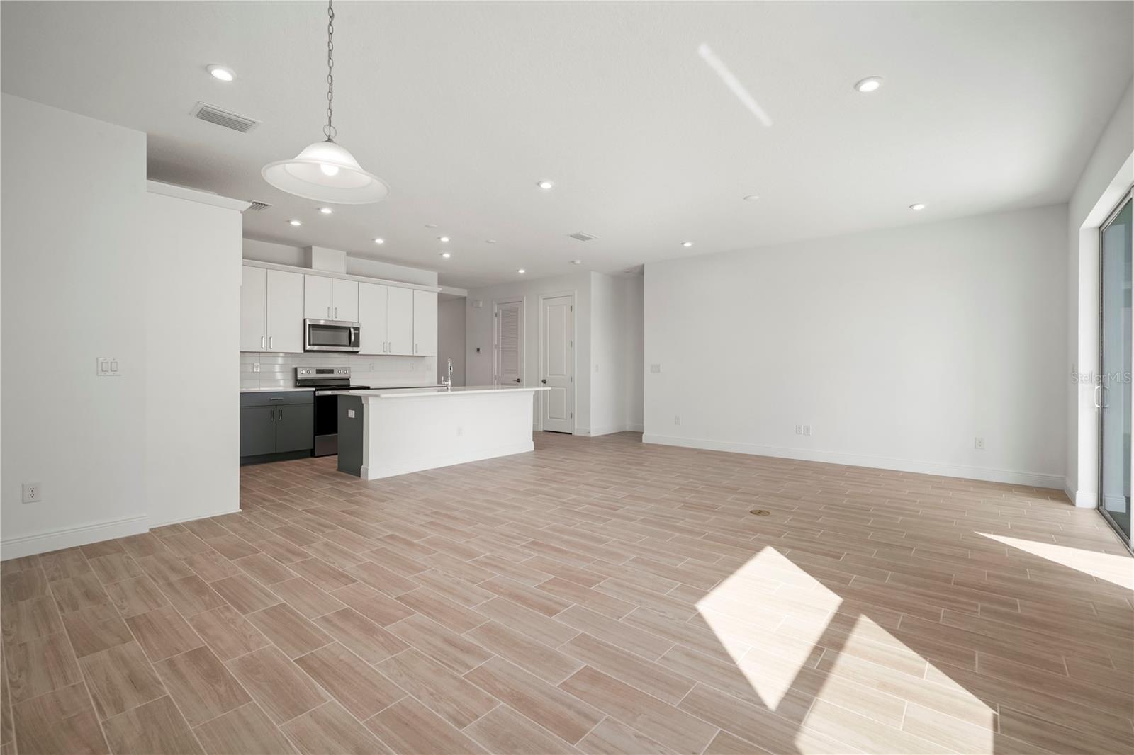 2949 STEWART CREEK CIR — photo 8