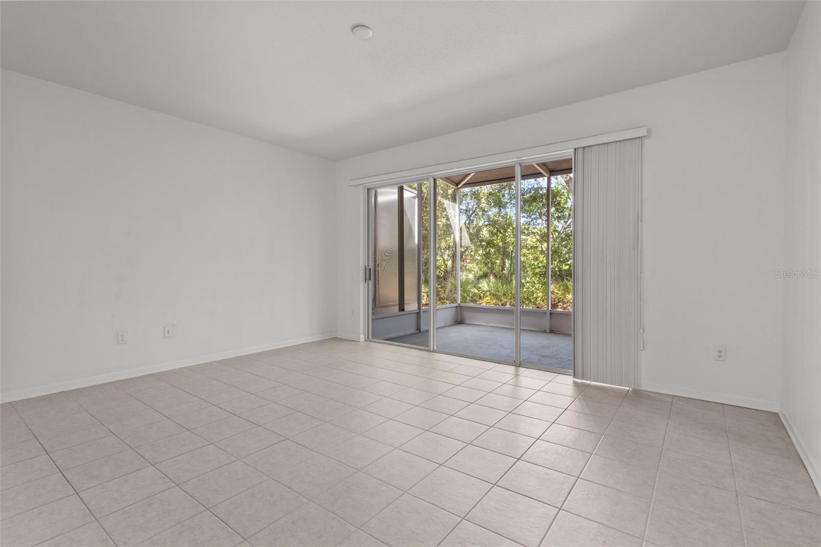 2712 CONCH HOLLOW DR — photo 8