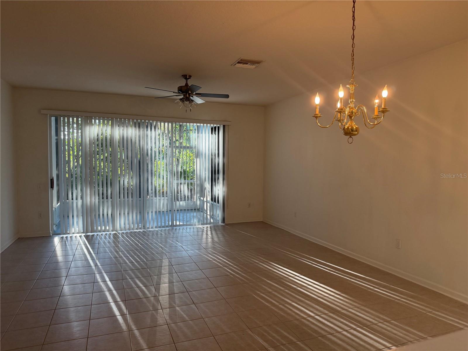 2712 CONCH HOLLOW DR — photo 7