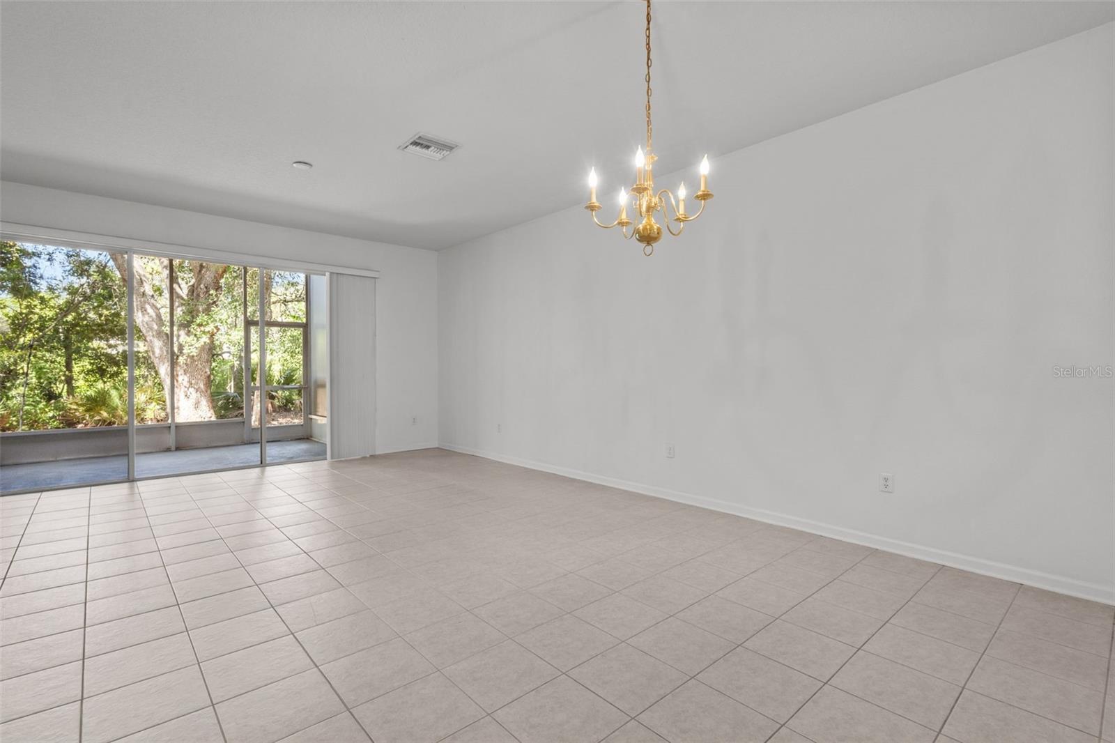 2712 CONCH HOLLOW DR — photo 6