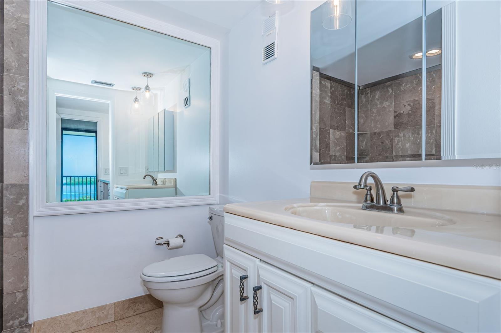 7100 SUNSHINE SKYWAY LN S #608 — photo 22