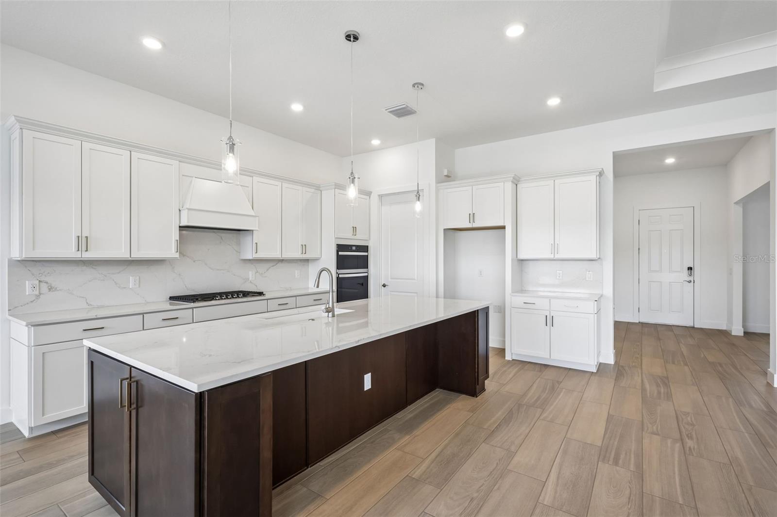 16694 HARVEST LEAF RD — photo 4
