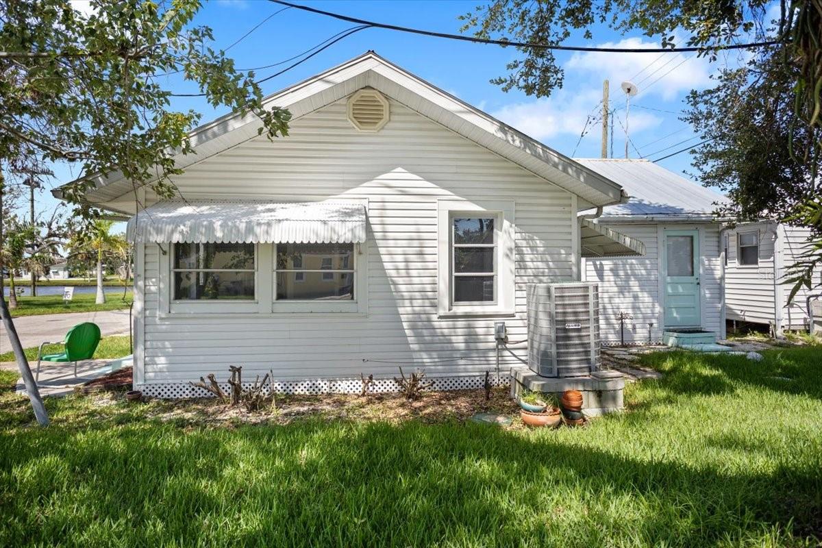 9 SEMINOLE DR — photo 22