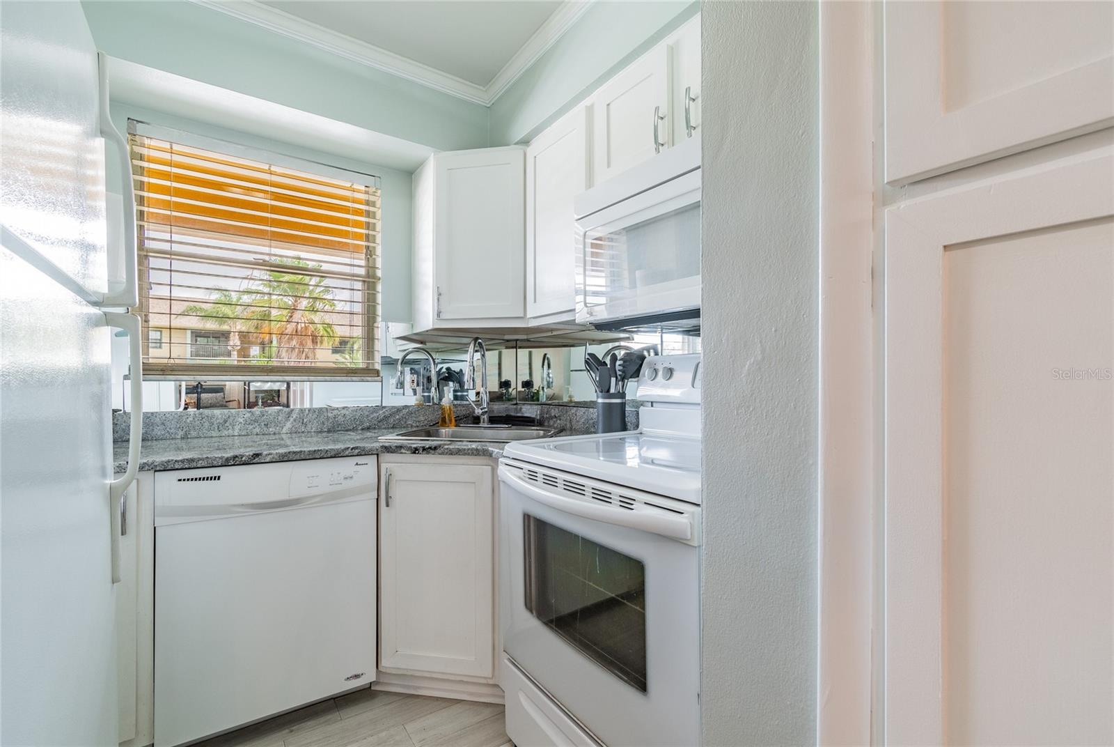 439 S PAULA DR #202 — photo 16