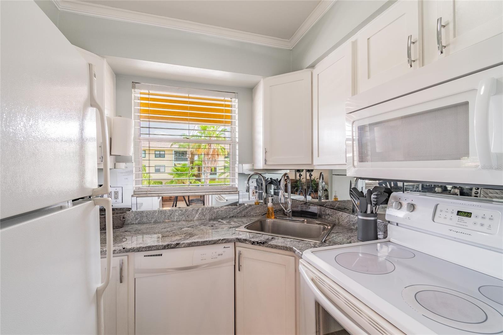 439 S PAULA DR #202 — photo 14