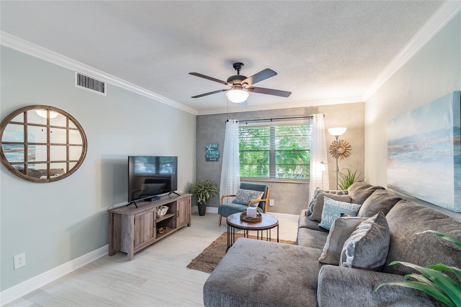 439 S PAULA DR #202 — photo 5