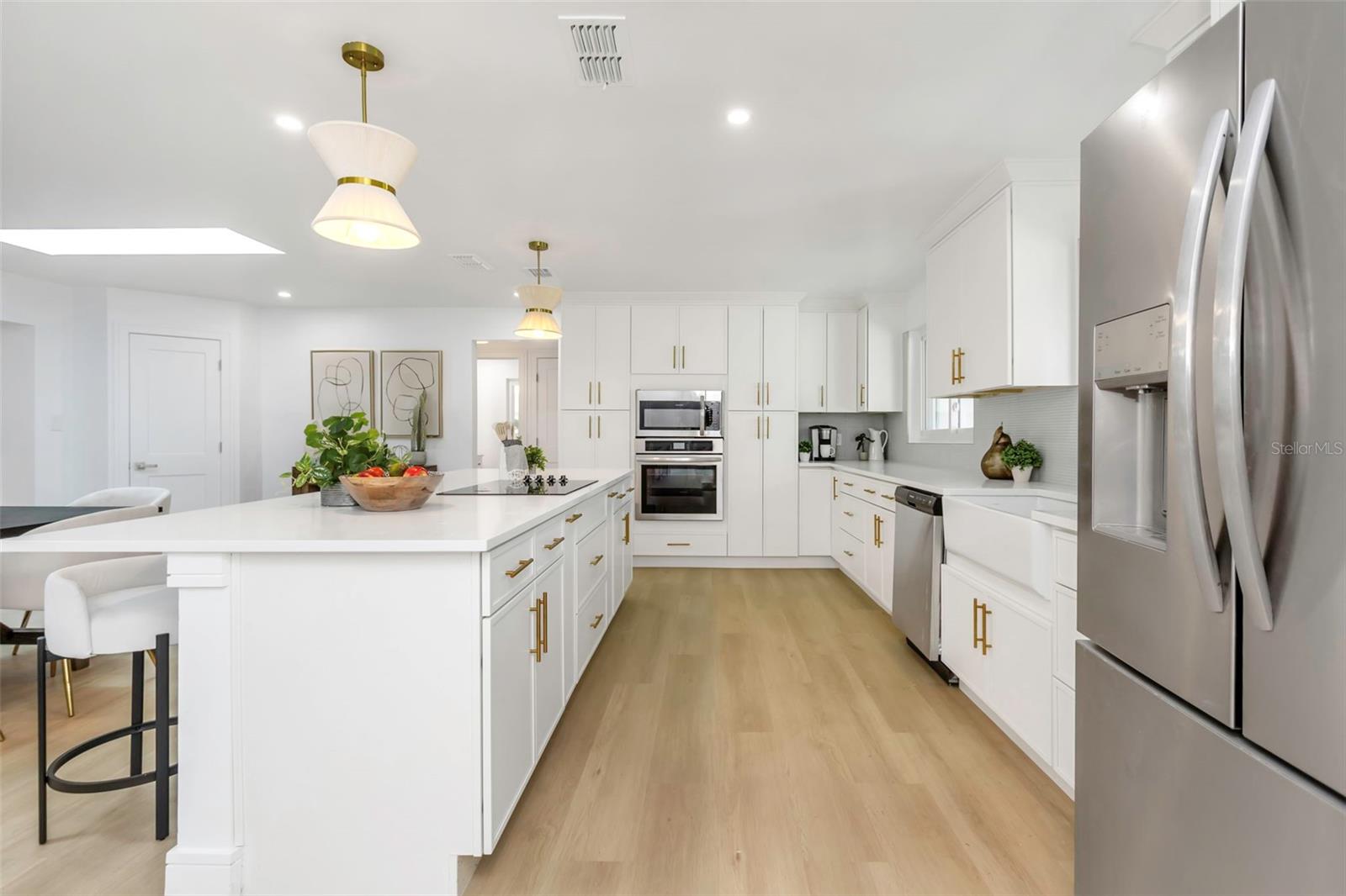 220 DRIFTWOOD DR S — photo 11