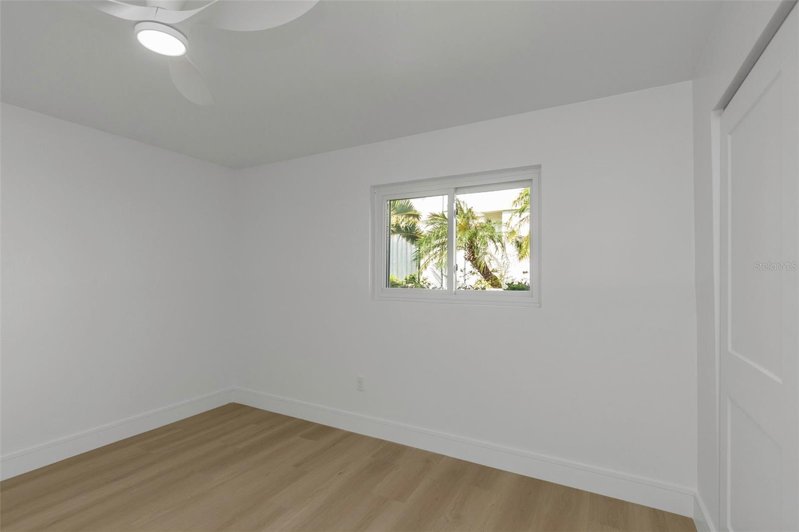 220 DRIFTWOOD DR S — photo 47