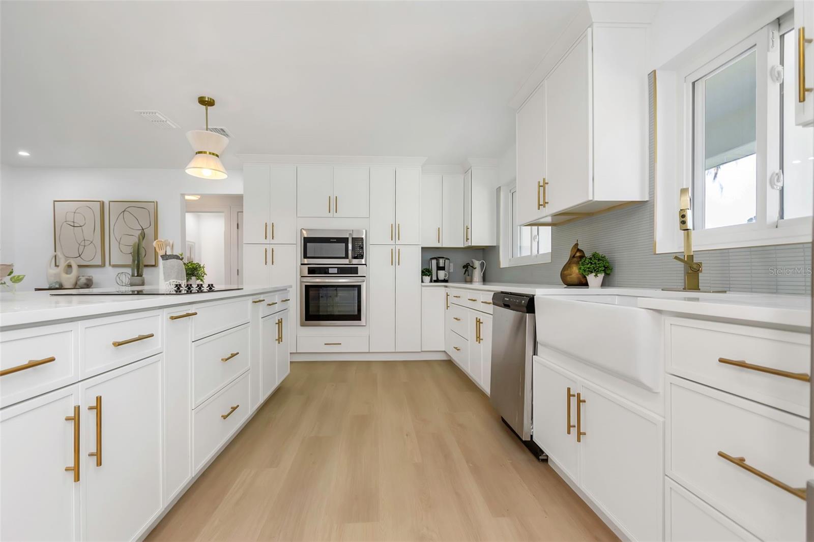 220 DRIFTWOOD DR S — photo 12