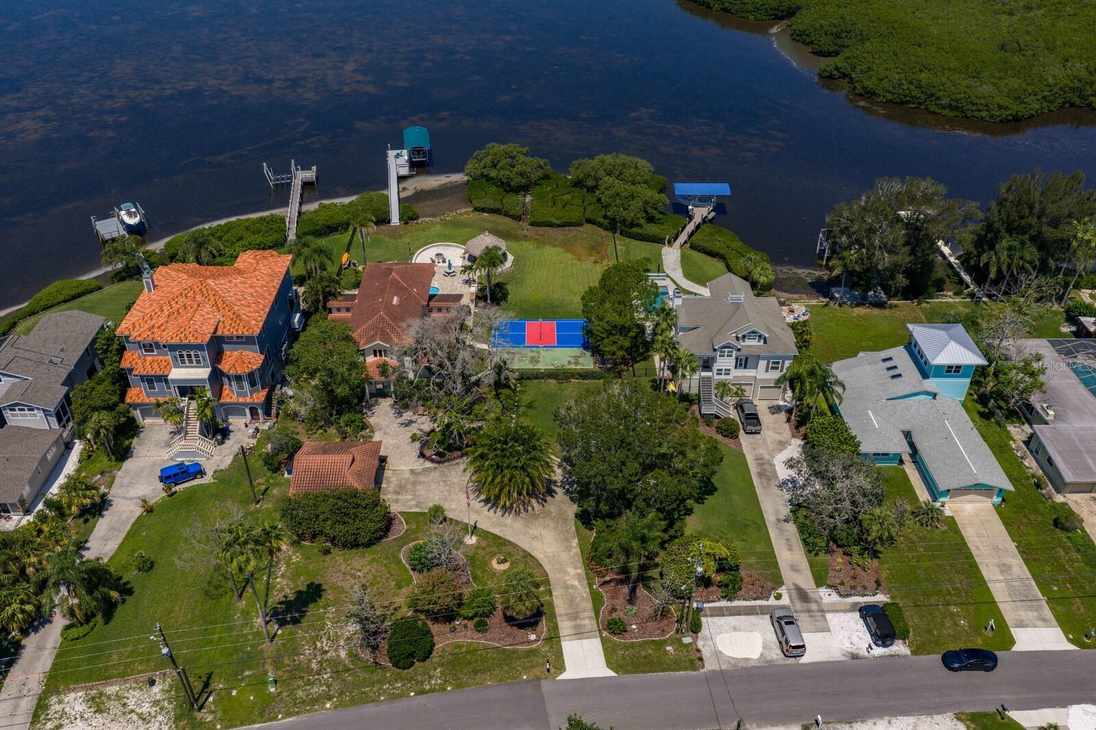 1632 SEA BREEZE DR — photo 83