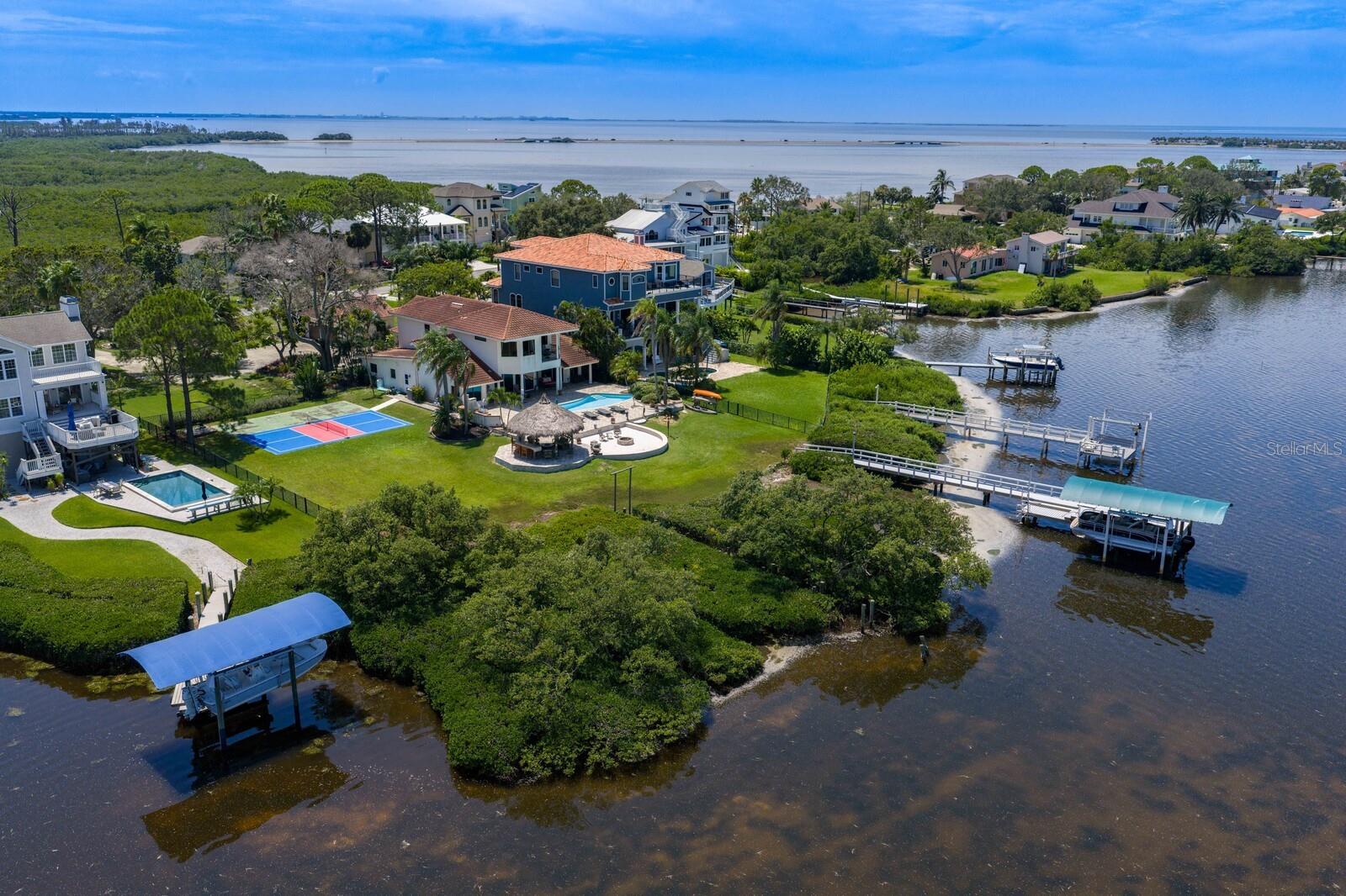 1632 SEA BREEZE DR — photo 89