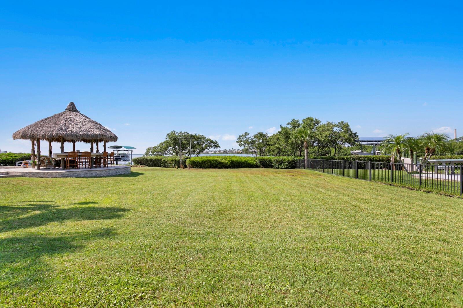 1632 SEA BREEZE DR — photo 73
