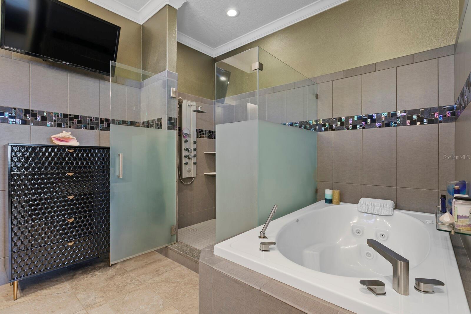 1632 SEA BREEZE DR — photo 56