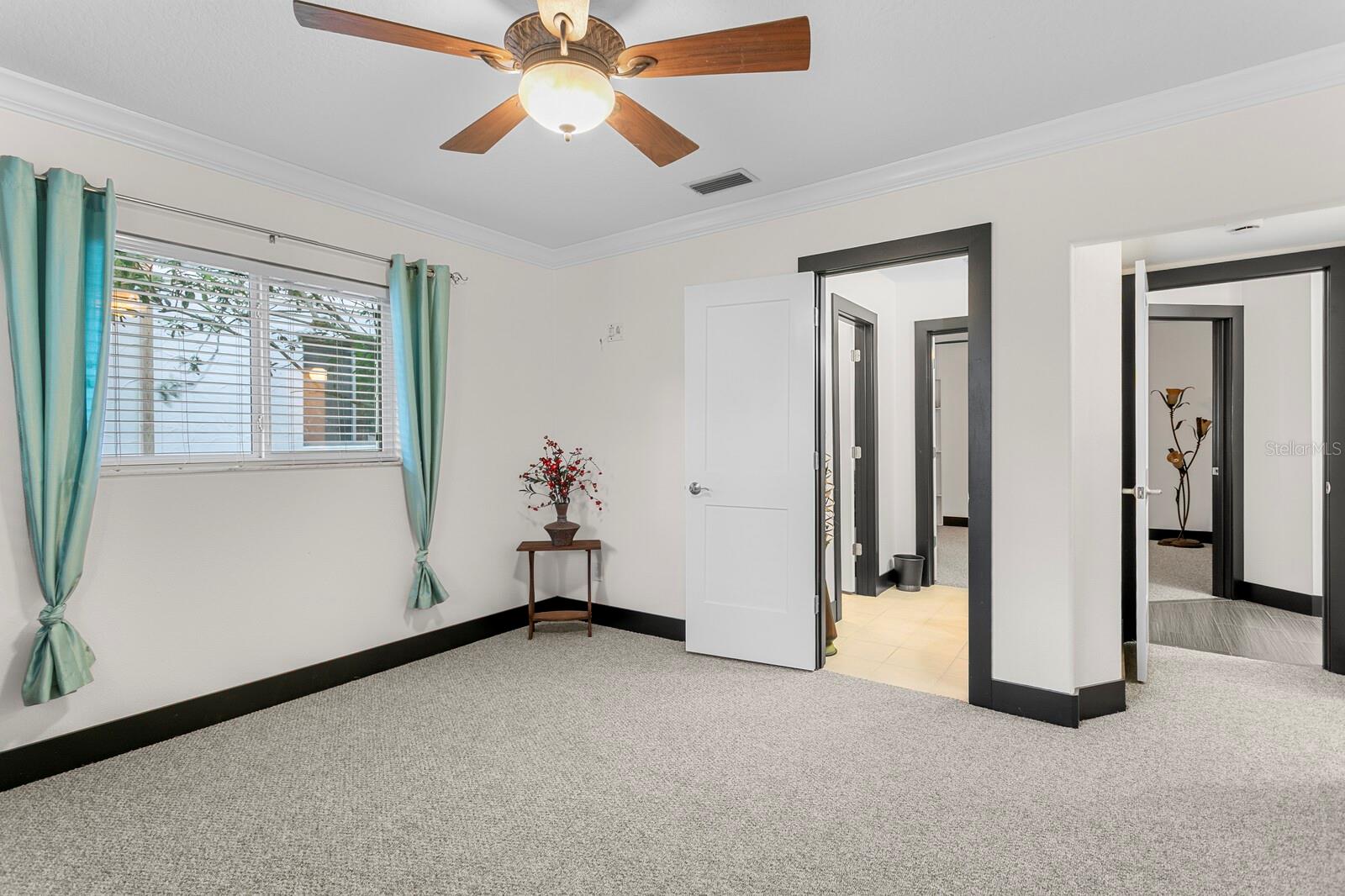 1632 SEA BREEZE DR — photo 34