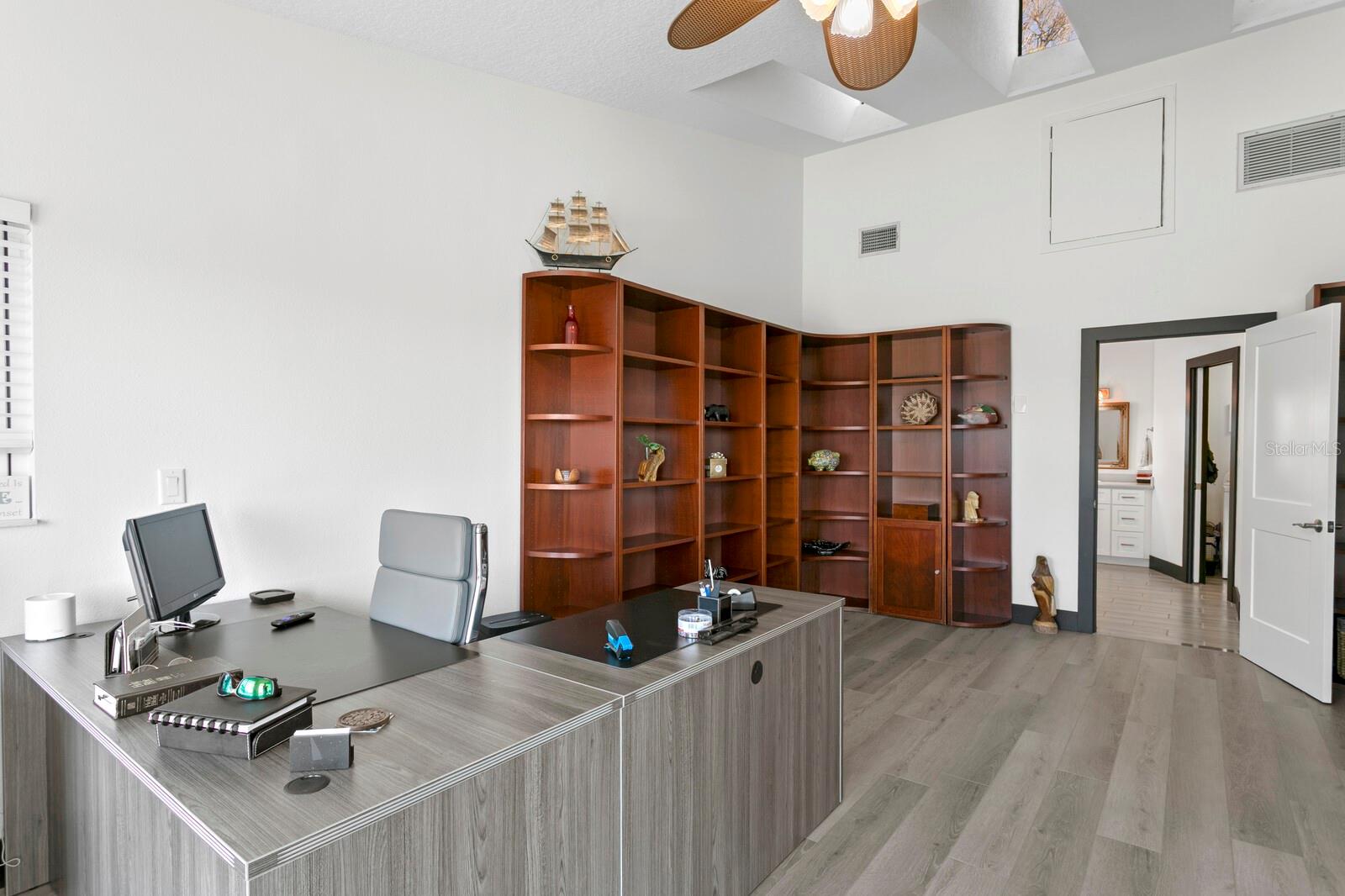 1632 SEA BREEZE DR — photo 27