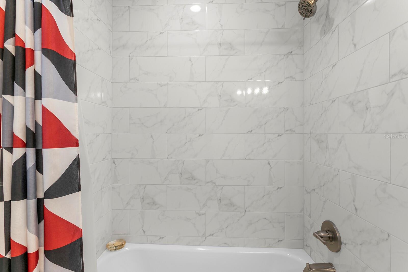 1632 SEA BREEZE DR — photo 35