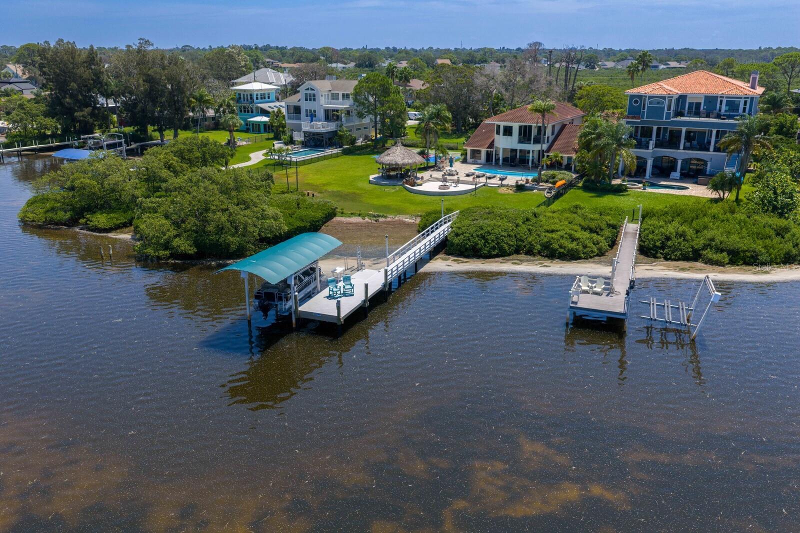 1632 SEA BREEZE DR — photo 8