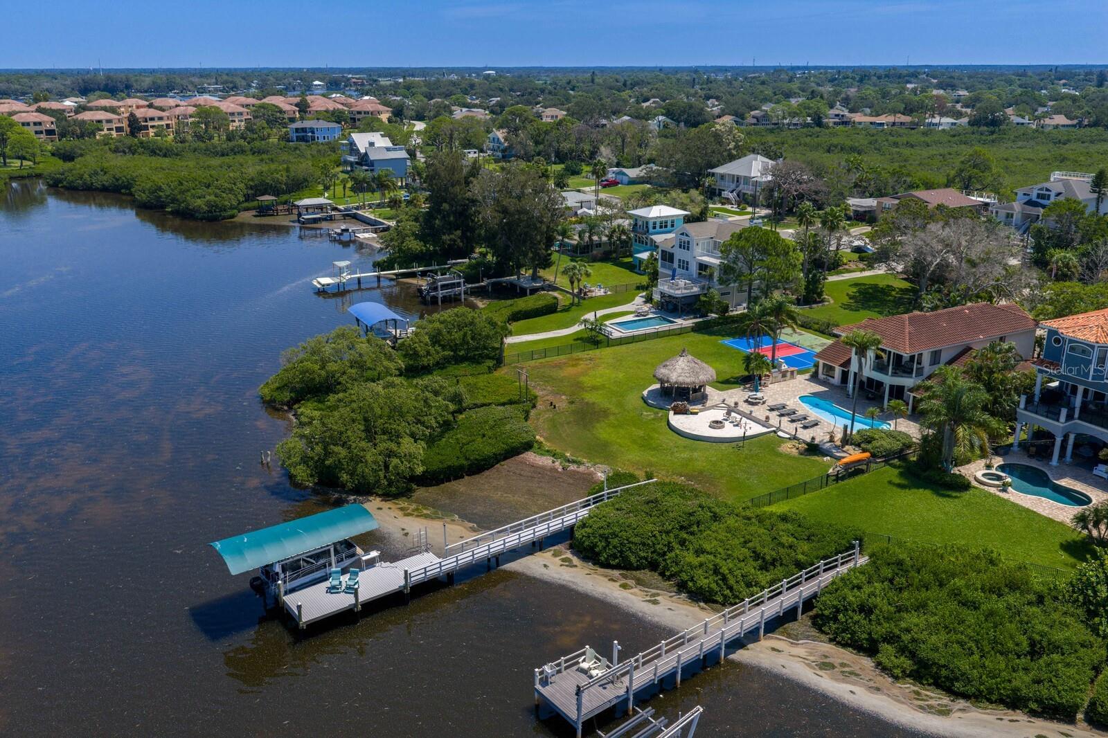 1632 SEA BREEZE DR — photo 94