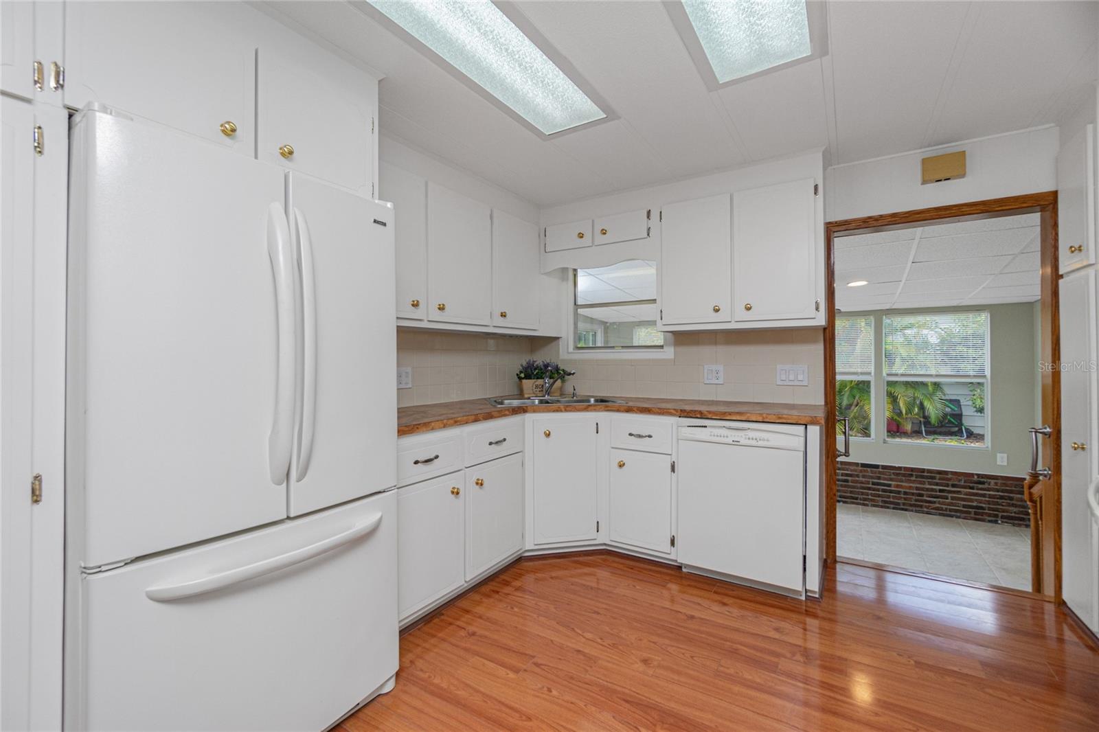 18 S DE LAS PALMAS ST — photo 14