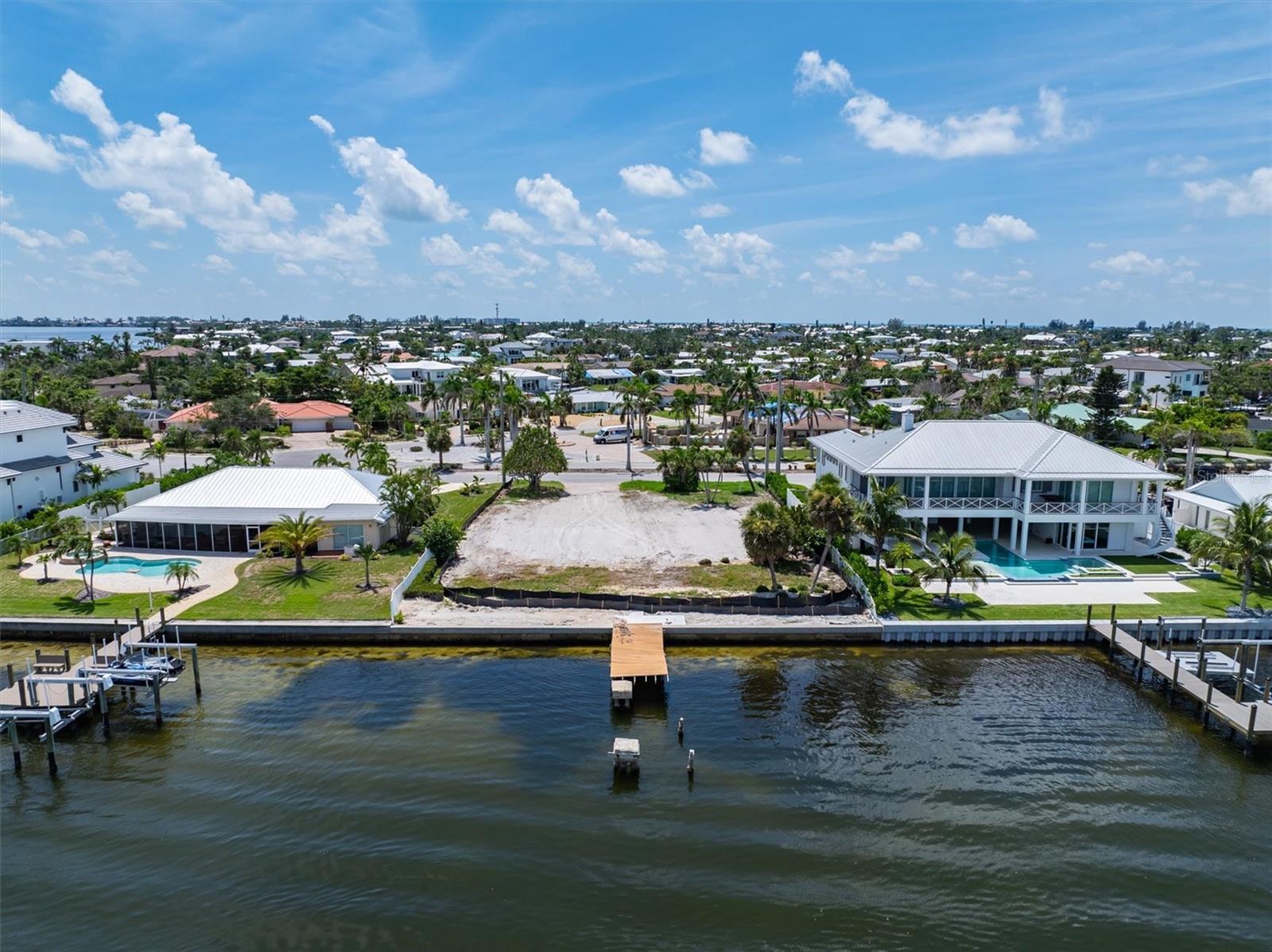 659 KEY ROYALE DR — photo 5