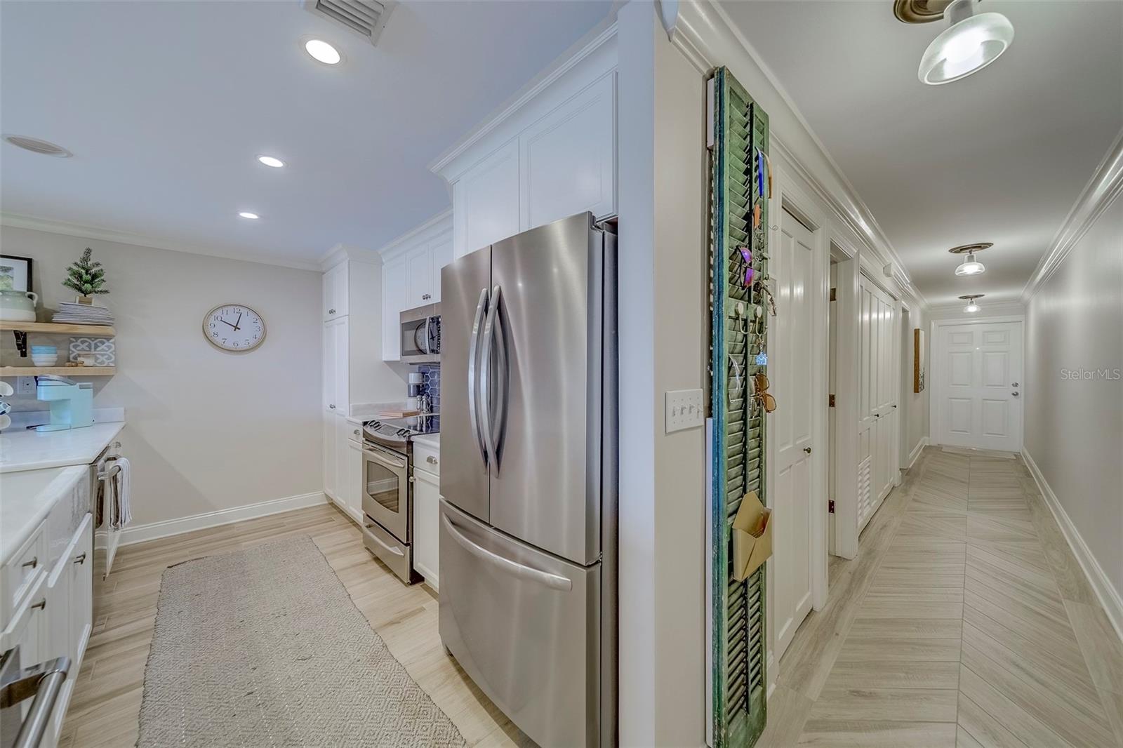 2250 GULF BLVD #B2 — photo 3