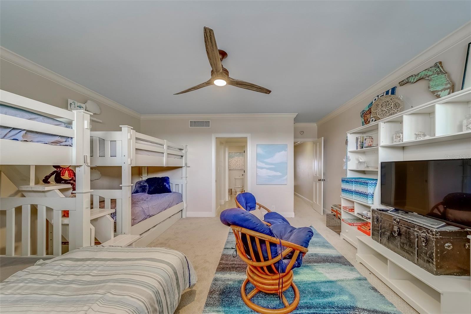 2250 GULF BLVD #B2 — photo 24