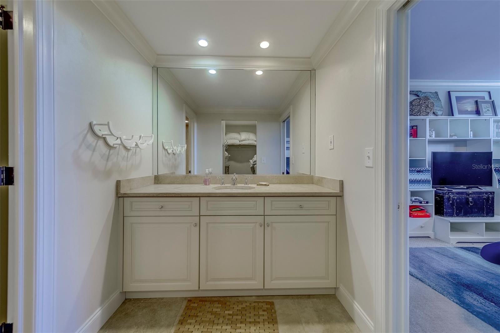 2250 GULF BLVD #B2 — photo 26