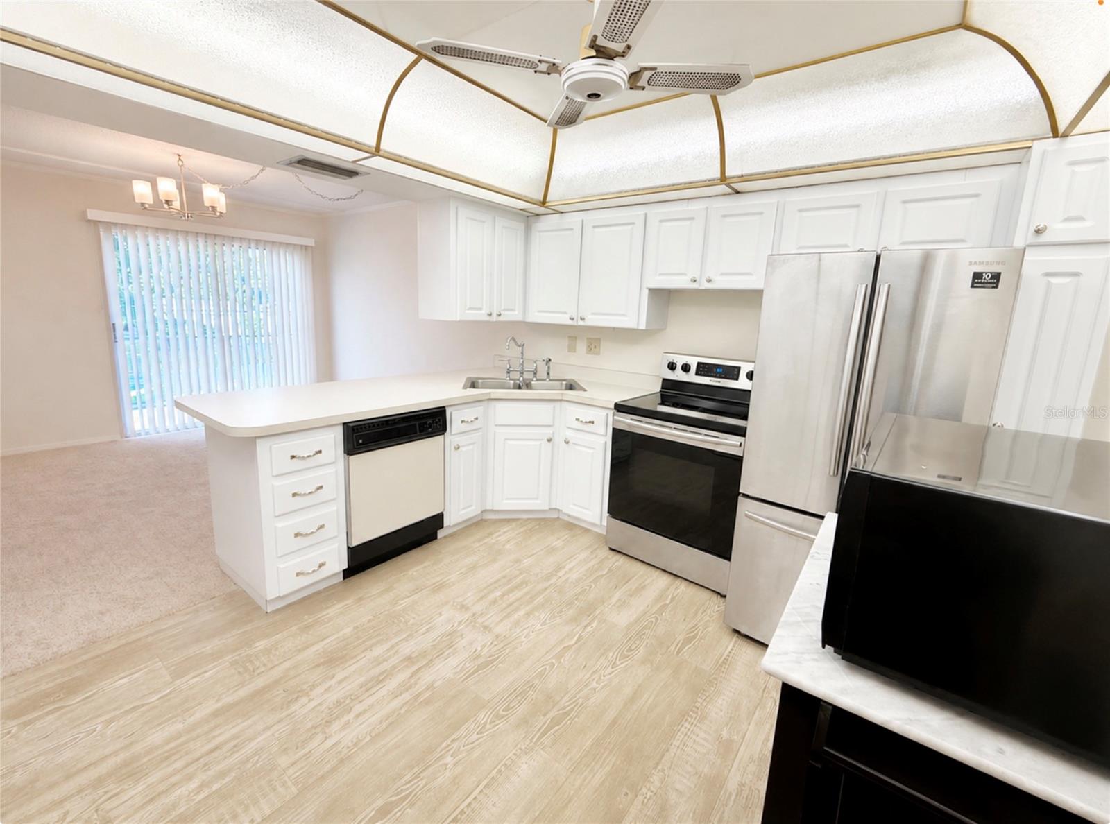 1655 S HIGHLAND AVE #D238 — photo 6