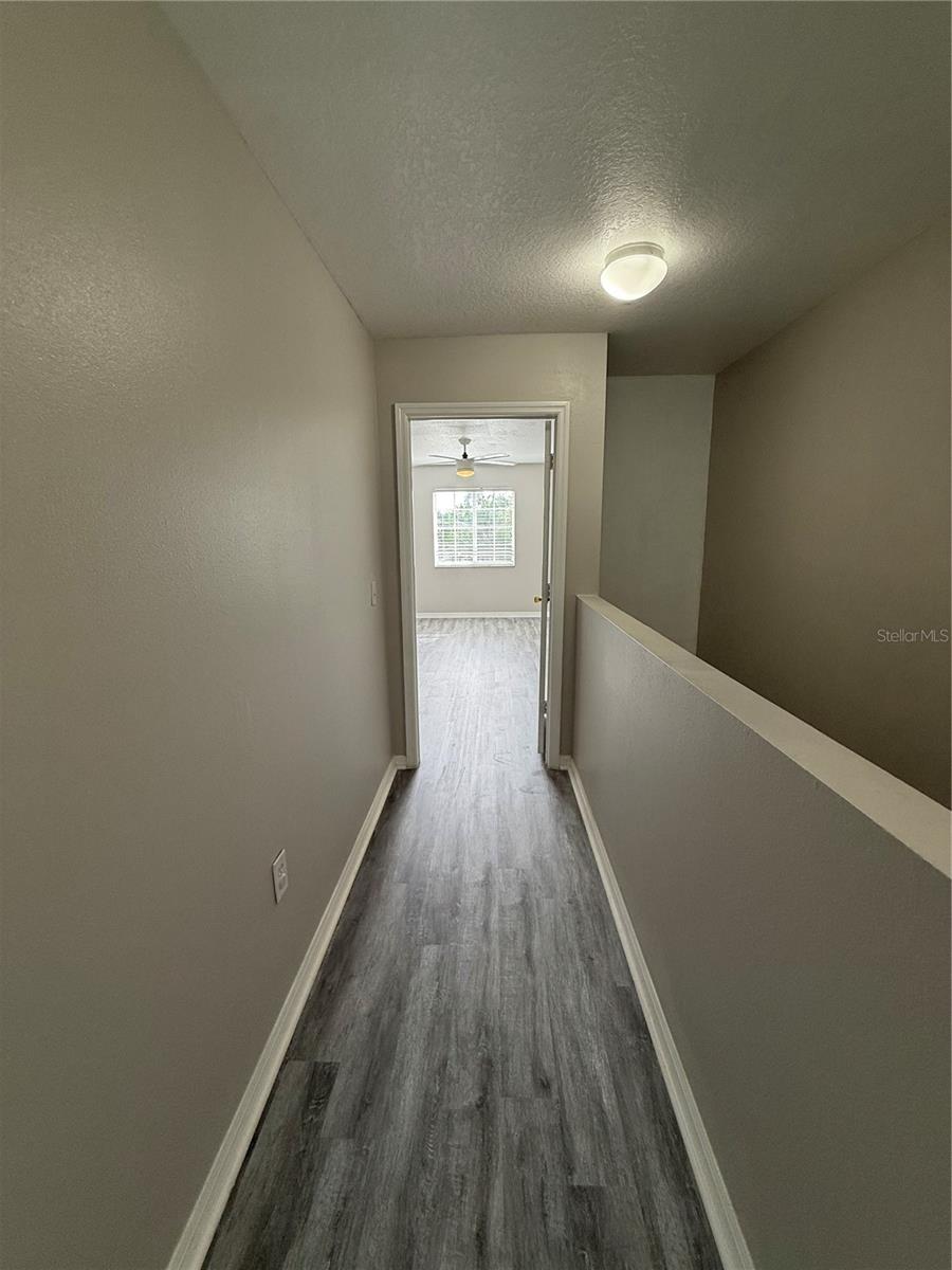 20460 NEEDLETREE DR — photo 23