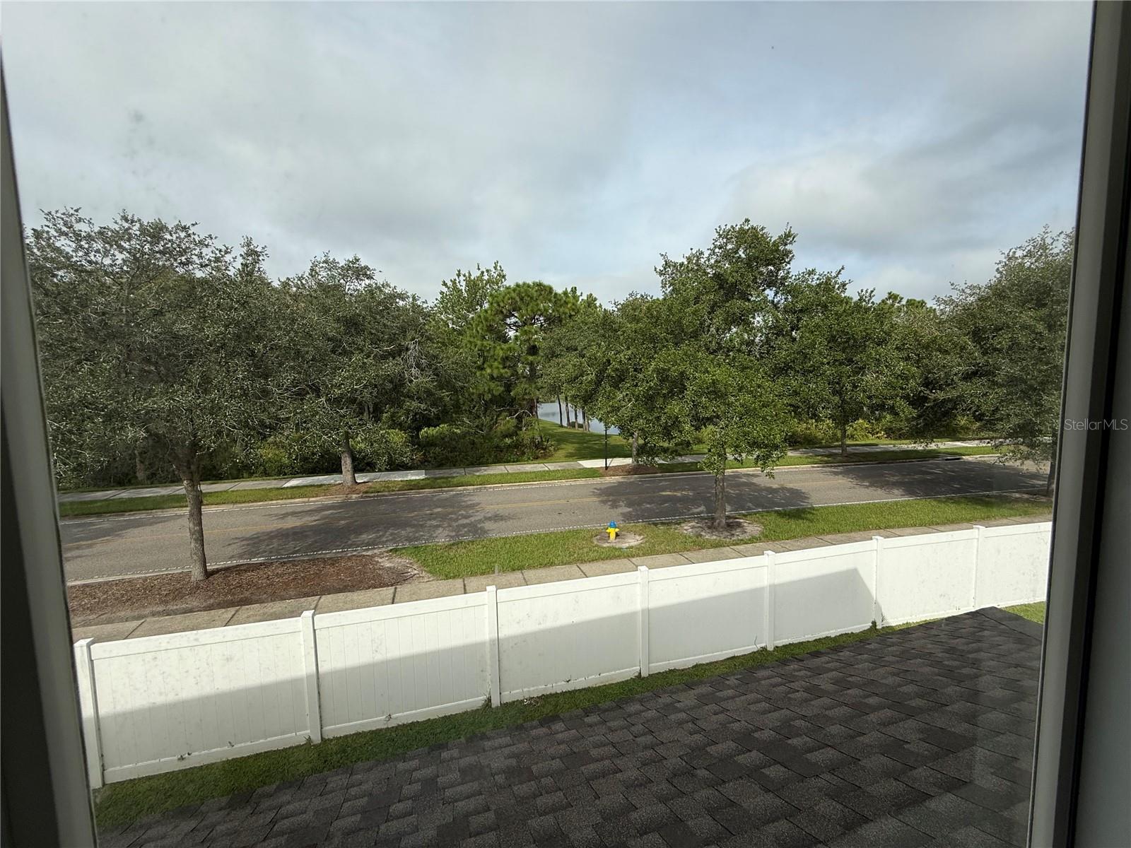 20460 NEEDLETREE DR — photo 16