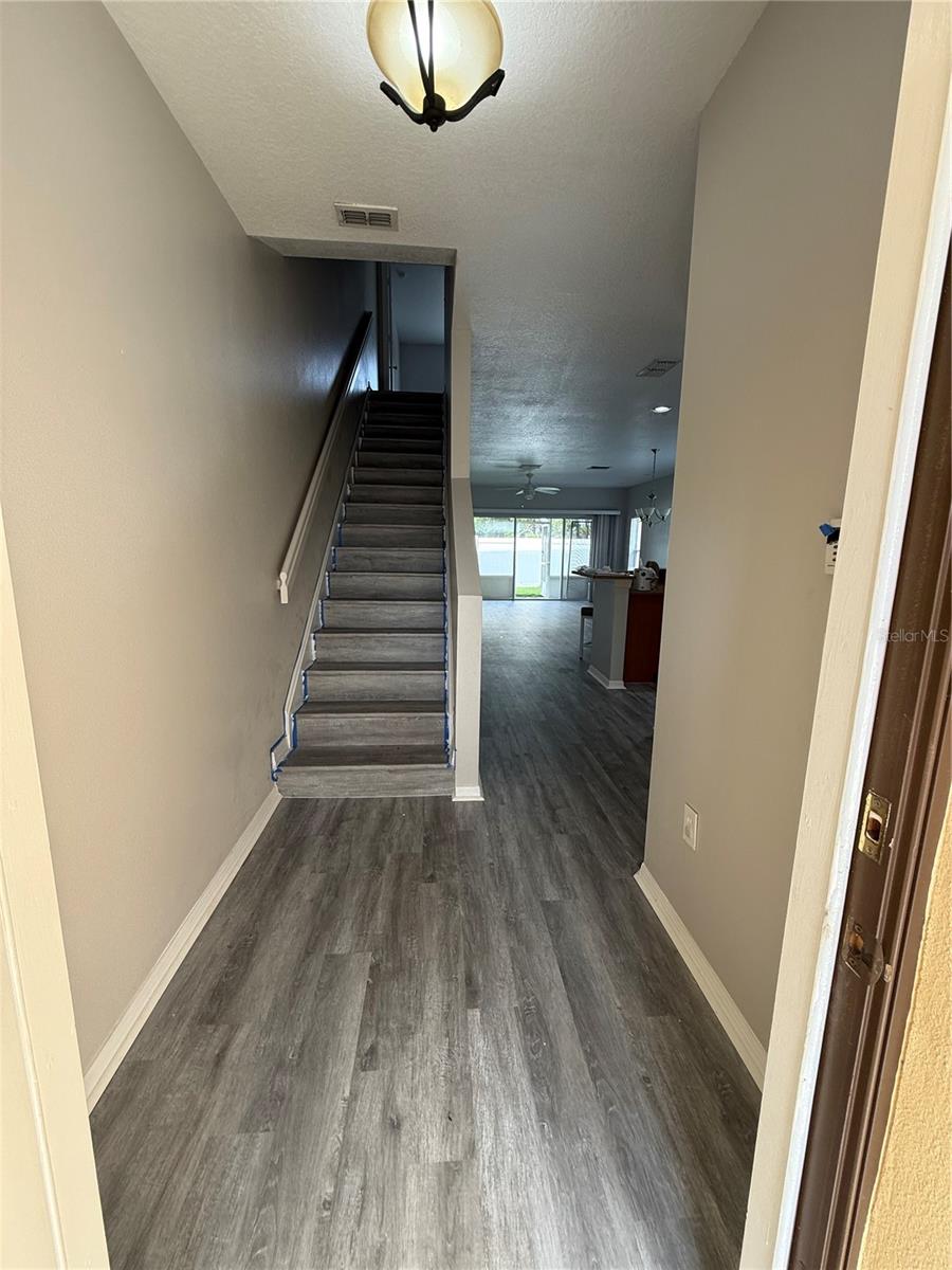 20460 NEEDLETREE DR — photo 3