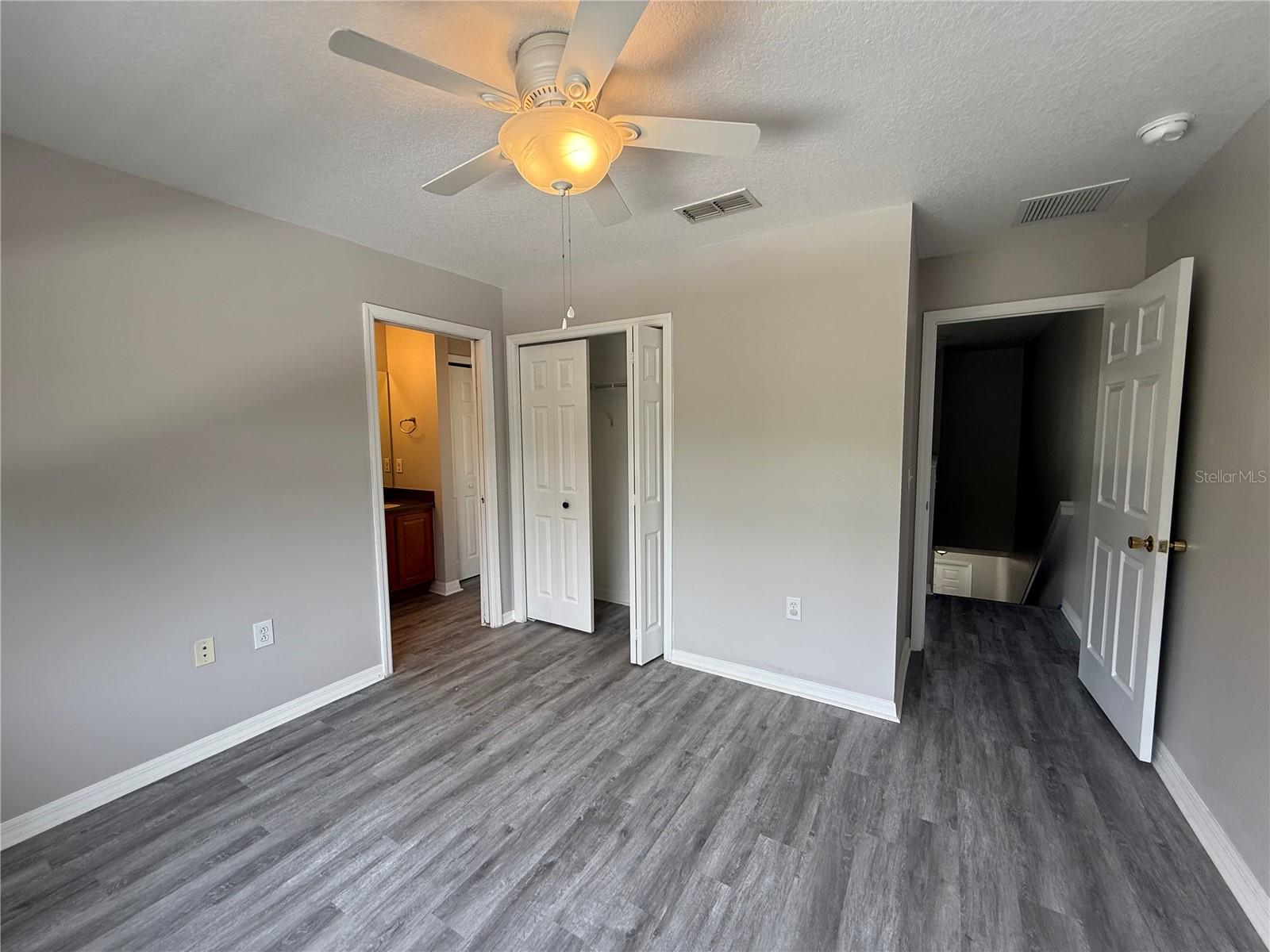 20460 NEEDLETREE DR — photo 17