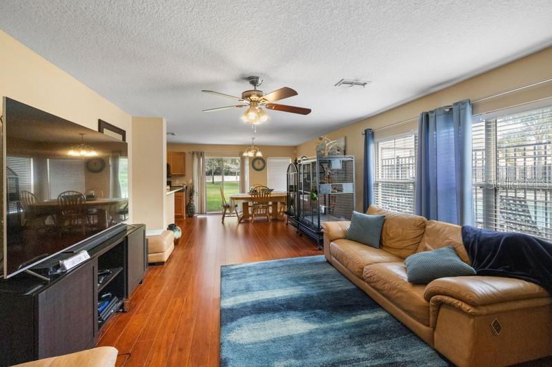 4564 LIMERICK DR — photo 7