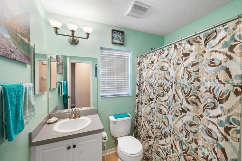 4564 LIMERICK DR — photo 28