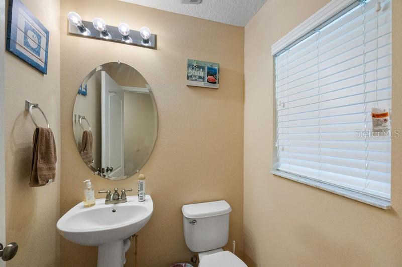 4564 LIMERICK DR — photo 31