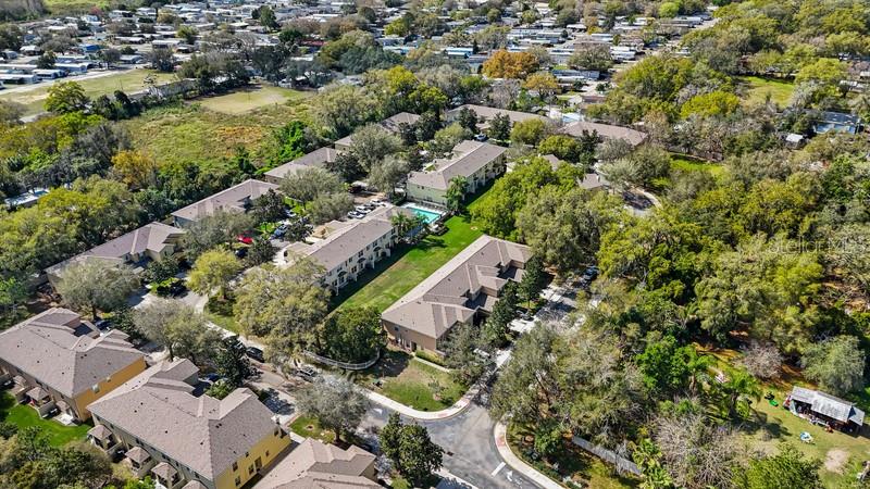 4564 LIMERICK DR — photo 40