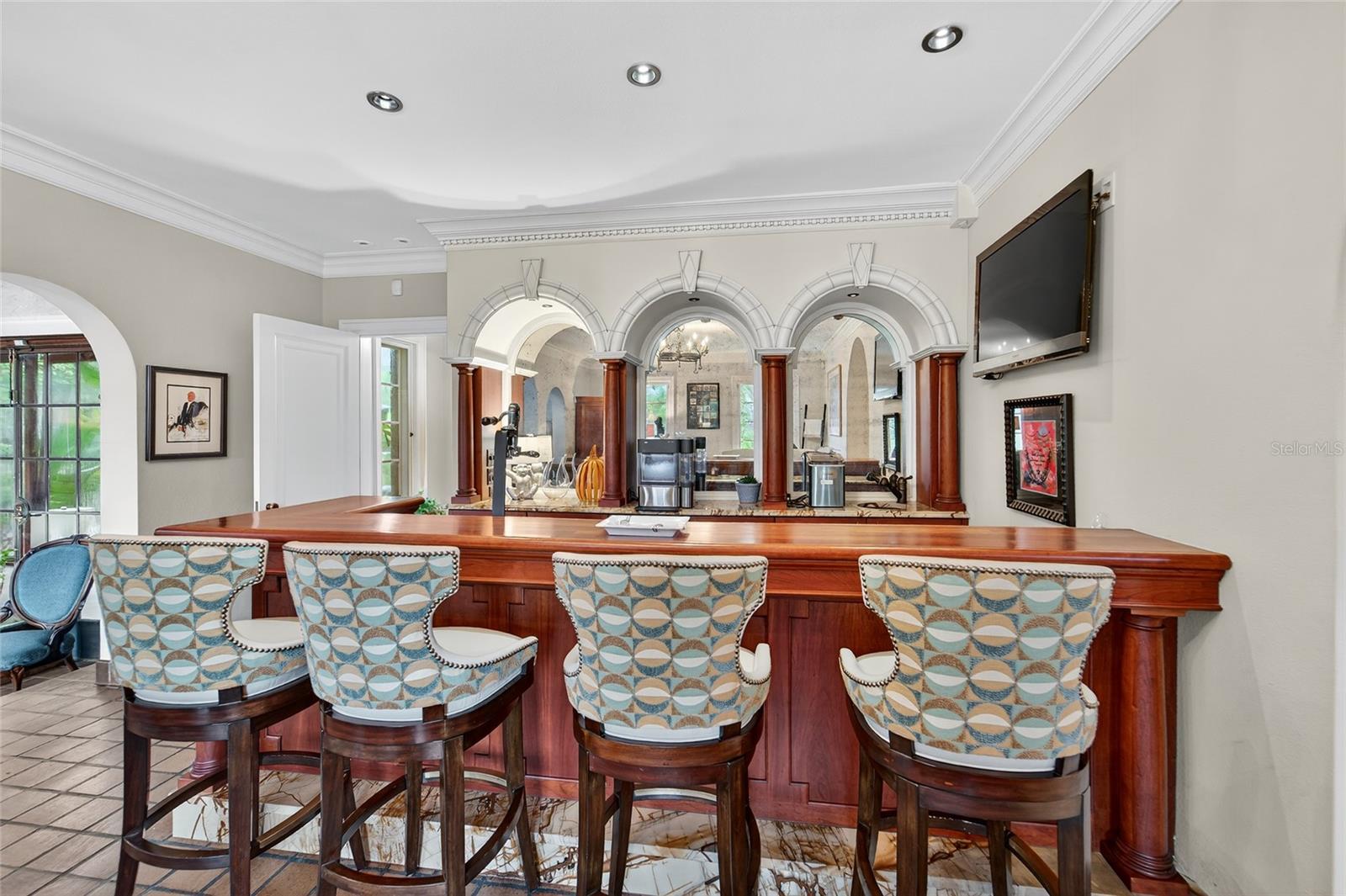 301 CASPIAN ST — photo 25