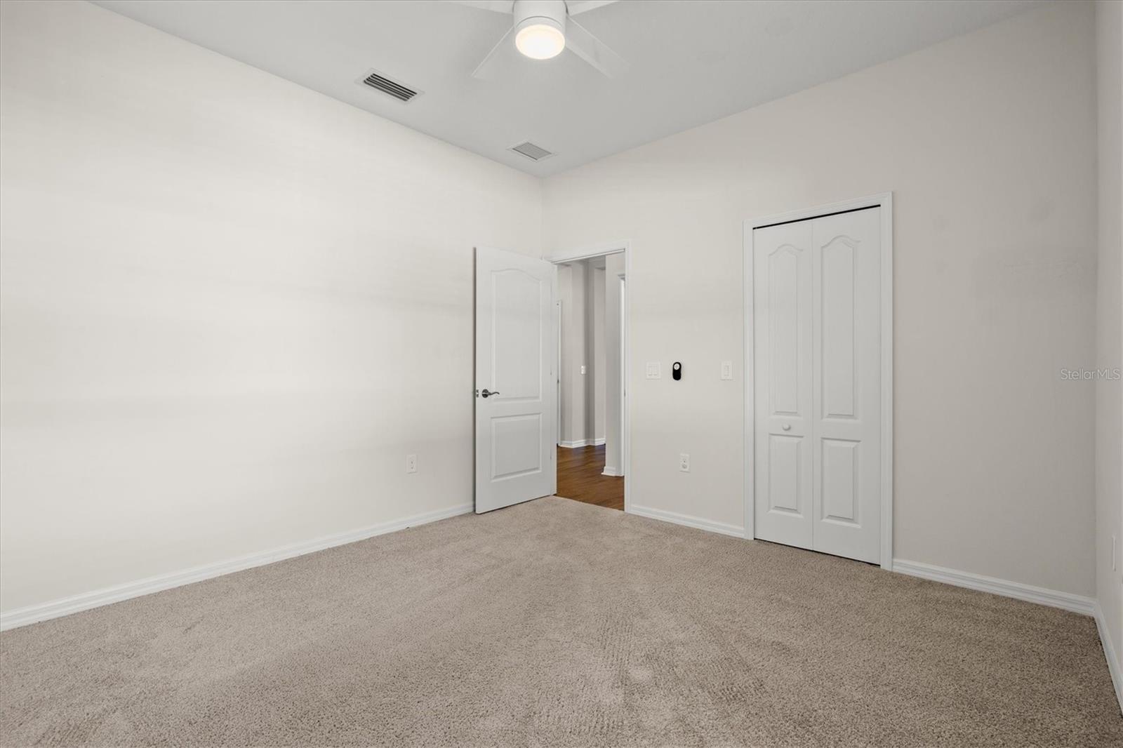 128 AVENS DR — photo 32