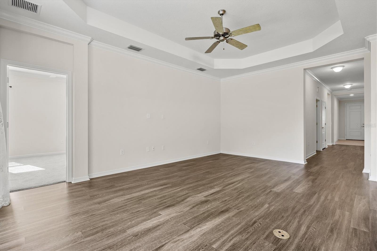 128 AVENS DR — photo 13