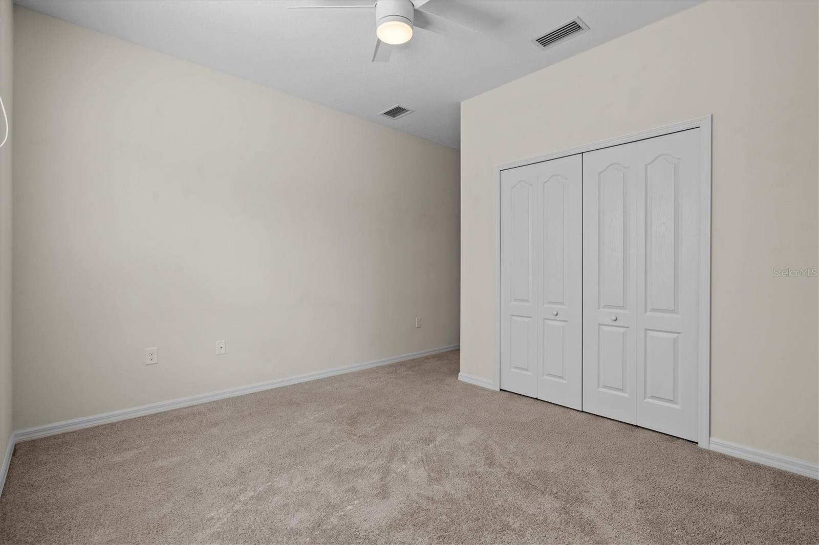 128 AVENS DR — photo 35