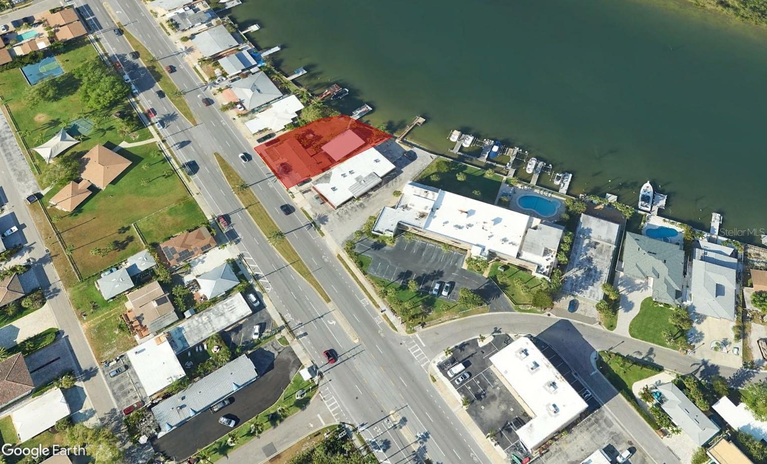 18207 GULF BLVD — photo 3
