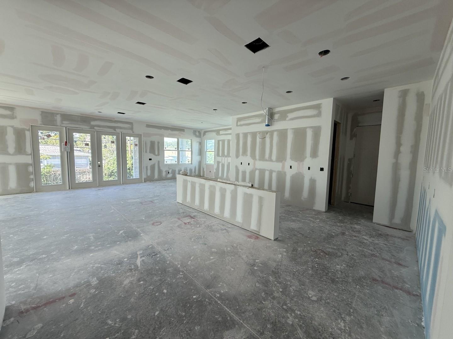 4703 W FAIR OAKS AVE — photo 3